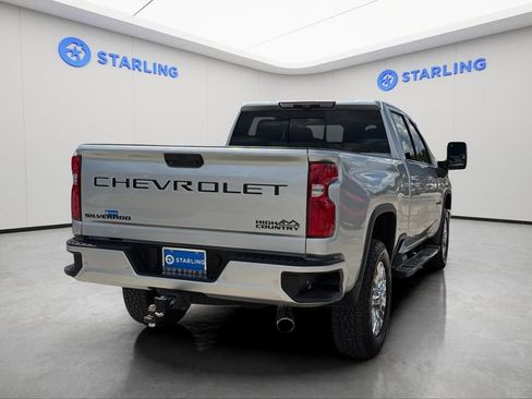 Used 2022 Chevrolet Silverado 2500 High Country w/ LPO, Dark Essentials Package AWD/4WD image 8