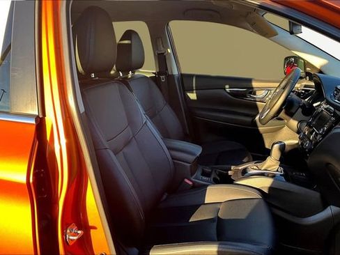 Used 2022 Nissan Rogue Sport SL image 20