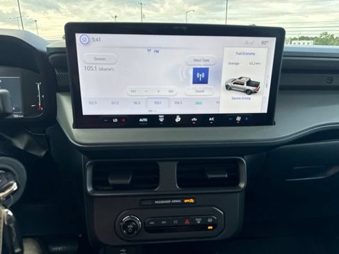 Used 2025 Ford Maverick XL FWD image 17
