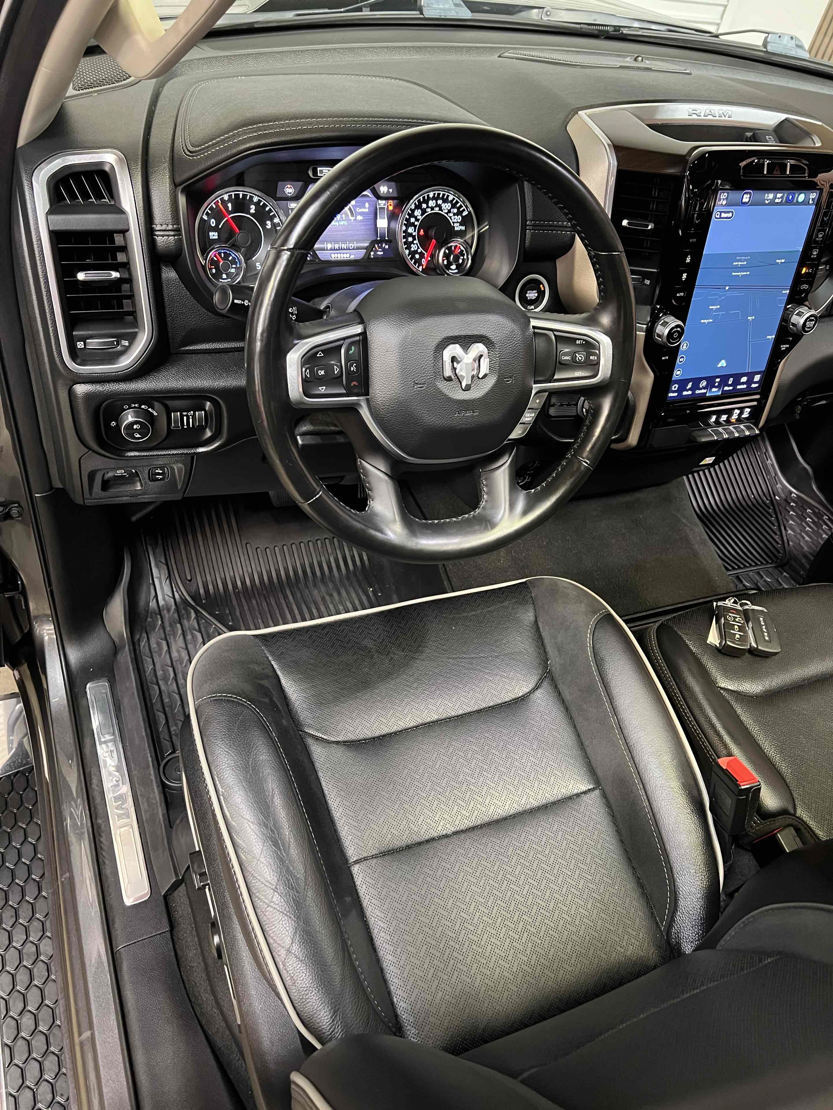 Used 2022 RAM 1500 Laramie RWD image 26