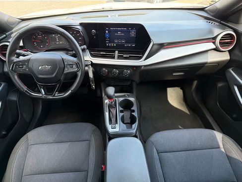 Used 2024 Chevrolet Trax RS w/ Driver Confidence Package FWD image 18