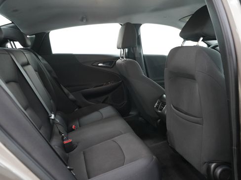 Used 2023 Chevrolet Malibu LT w/ Driver Confidence Package FWD image 12