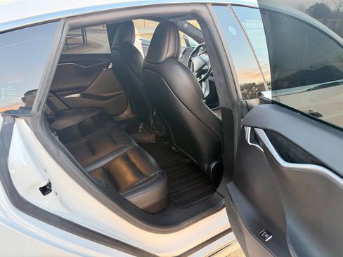 Used 2020 Tesla Model S Long Range Plus image 14