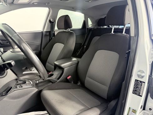 Used 2018 Hyundai Kona SEL w/ SEL Tech Package 02 image 11