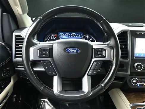 Used 2020 Ford Expedition Platinum image 30