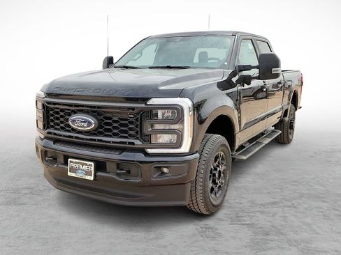 New 2026 Ford F250 XL w/ STX Appearance Package AWD/4WD image 4