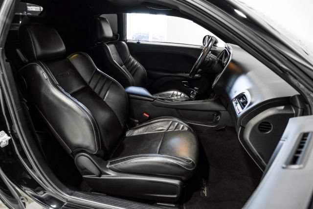 Used 2020 Dodge Challenger SRT Hellcat w/ Plus Package RWD image 31