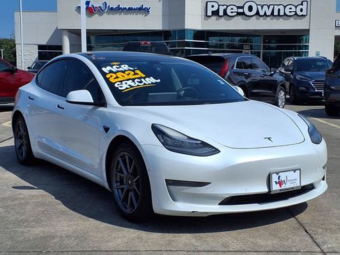 Used 2021 Tesla Model 3 Long Range AWD/4WD image 3