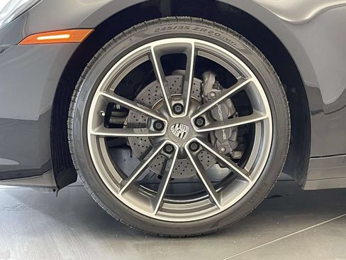 Used 2021 Porsche 911 Carrera RWD image 11