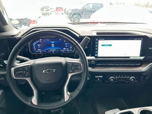 Used 2024 Chevrolet Silverado 1500 RST image 7