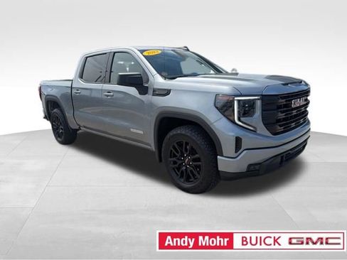 Used 2023 GMC Sierra 1500 Elevation AWD/4WD image 2