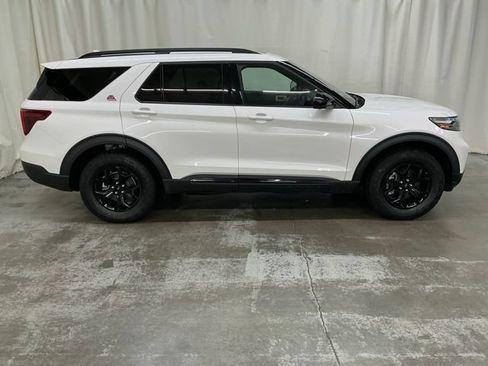 Used 2023 Ford Explorer Timberline w/ Timberline Technology Package AWD/4WD image 2
