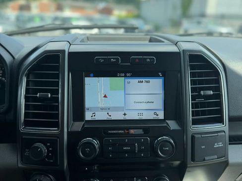 Used 2017 Ford F150 XLT w/ Equipment Group 302A Luxury AWD/4WD image 15