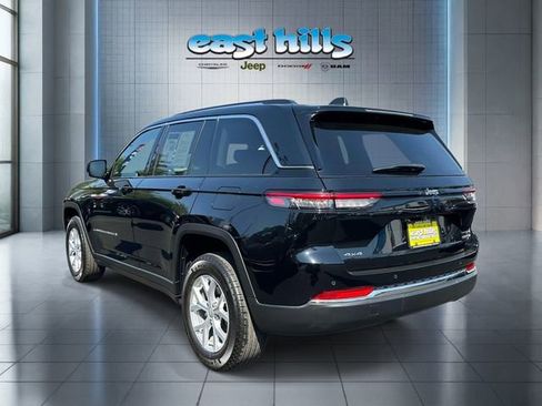 Certified 2023 Jeep Grand Cherokee Limited AWD/4WD image 4