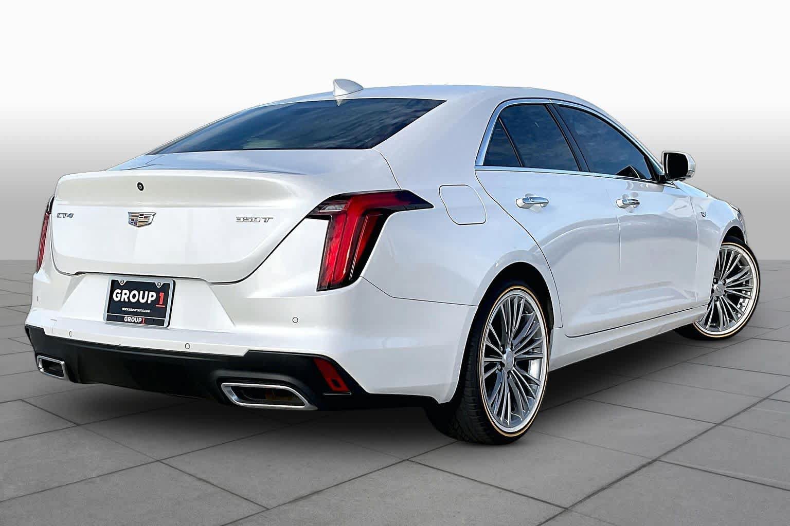 Used 2020 Cadillac CT4 Premium Luxury RWD image 12