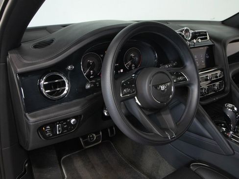 Used 2023 Bentley Bentayga Speed image 36