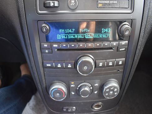 Used 2011 Chevrolet HHR LT image 14