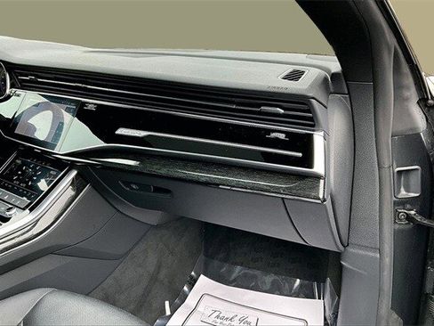 Used 2019 Audi Q8 Premium Plus w/ Premium Plus image 29