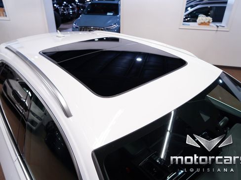 Used 2020 Audi Q8 Prestige image 16