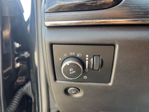 Used 2019 Jeep Grand Cherokee High Altitude image 22