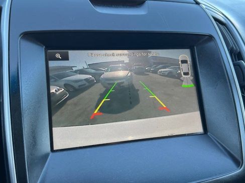 Used 2015 Ford Edge SEL w/ Equipment Group 201A FWD image 12