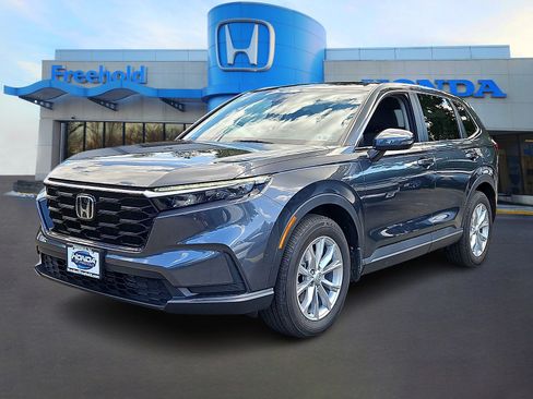 Used 2024 Honda CR-V EX image 3