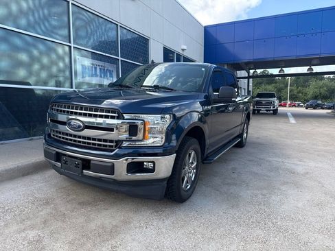Used 2020 Ford F150 XLT w/ Equipment Group 302A Luxury RWD image 4