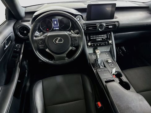 Used 2023 Lexus IS 300 w/ Comfort Package RWD image 17