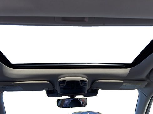 Used 2023 Subaru Legacy Limited image 11