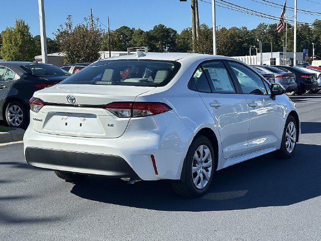 New 2027 Toyota Corolla LE FWD image 9