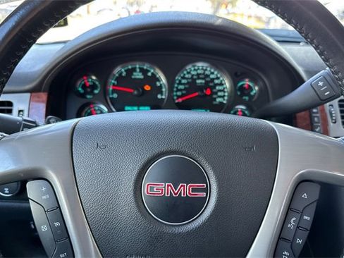 Used 2013 GMC Sierra 2500 SLT w/ SLT Convenience Package image 35