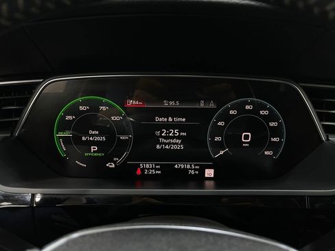 Used 2019 Audi e-tron Prestige w/ Prestige Package image 23