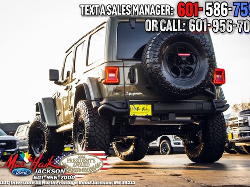 Used 2025 Jeep Wrangler Unlimited Rubicon w/ XTREMEE 35" Tire Package image 4