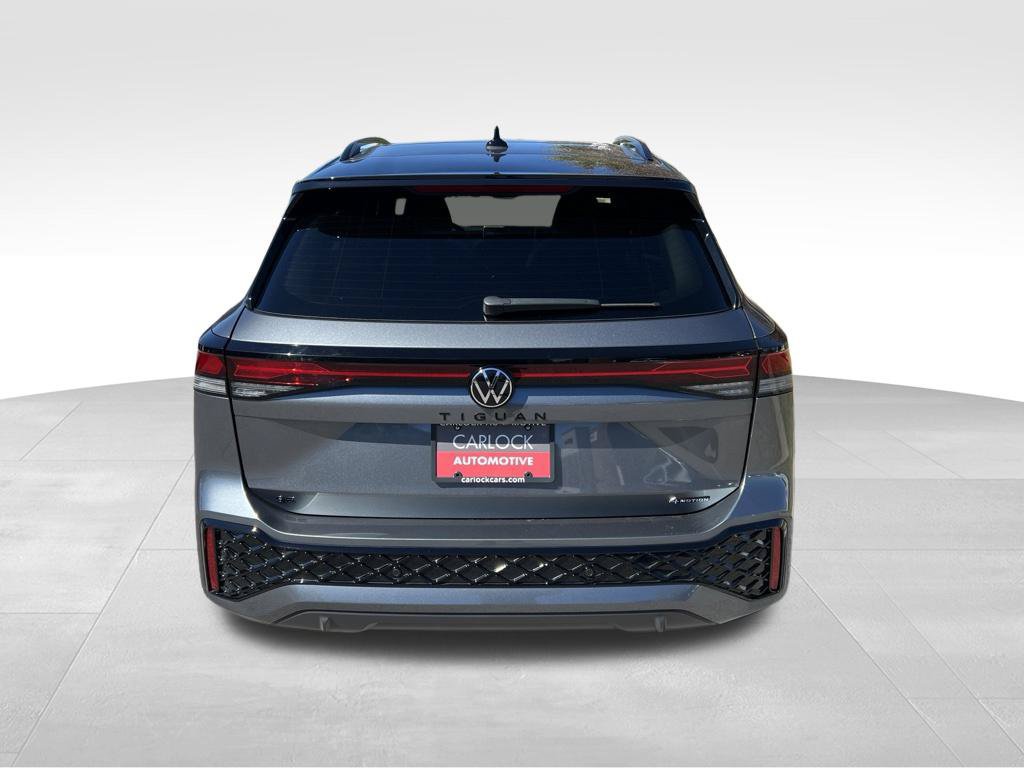 Used 2026 Volkswagen Tiguan SE R-Line AWD/4WD image 7