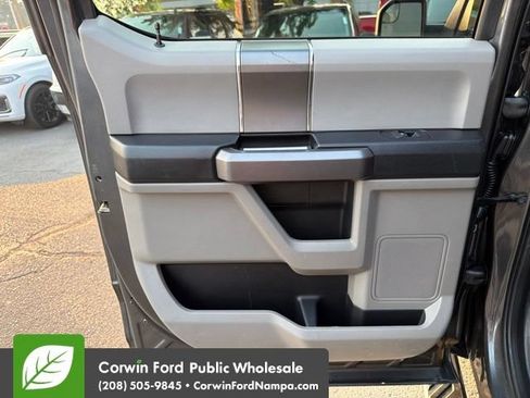 Used 2019 Ford F150 XLT w/ Equipment Group 302A Luxury AWD/4WD image 27