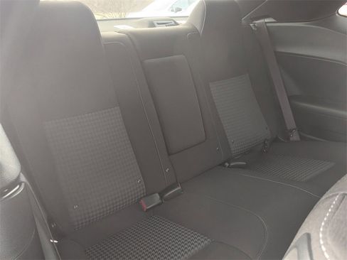 Used 2022 Dodge Challenger R/T w/ Driver Convenience Group image 29