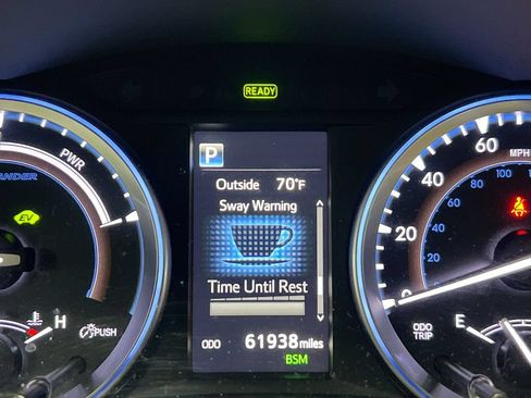 Used 2019 Toyota Highlander Limited Platinum AWD/4WD image 13