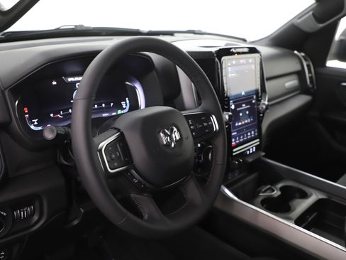 Used 2025 RAM 1500 Big Horn image 19