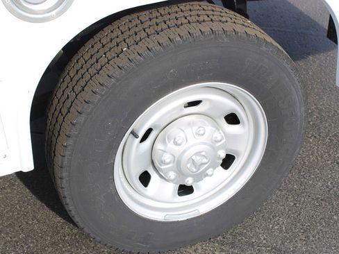 Used 2023 RAM 2500 Tradesman image 36