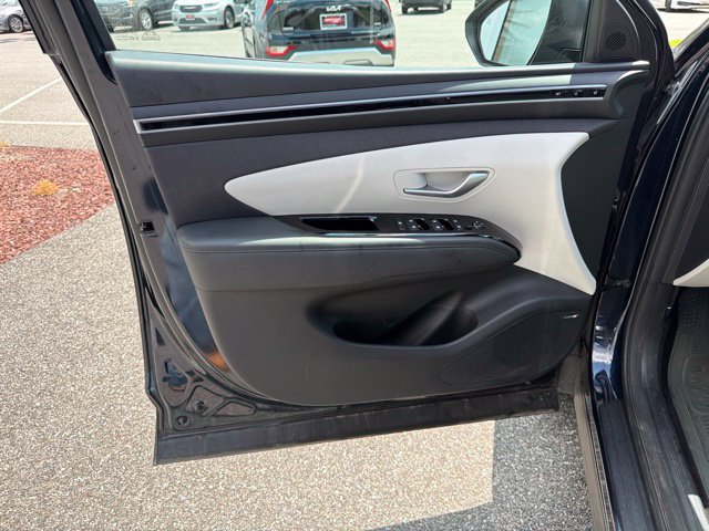 Used 2024 Hyundai Tucson Limited AWD/4WD image 11