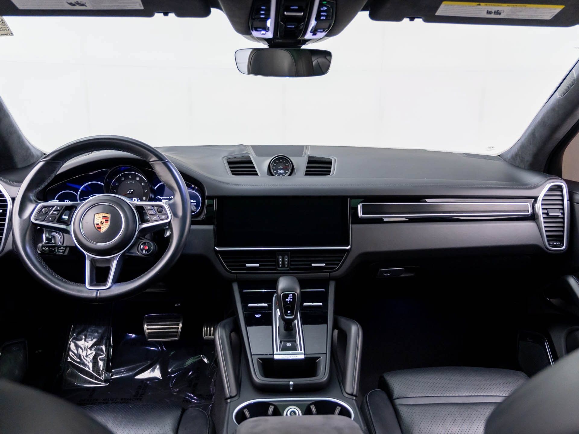 Certified 2021 Porsche Cayenne GTS AWD/4WD image 11
