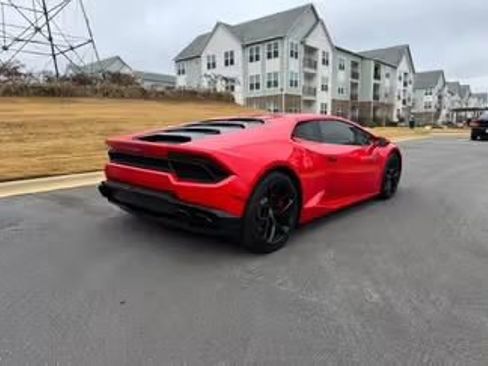 Used 2017 Lamborghini Huracan LP 580-2 RWD image 4