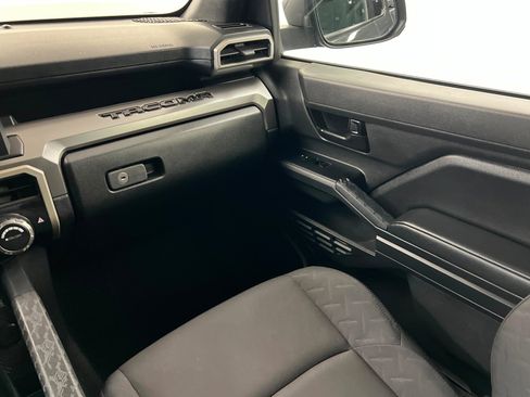 Used 2024 Toyota Tacoma SR5 image 12