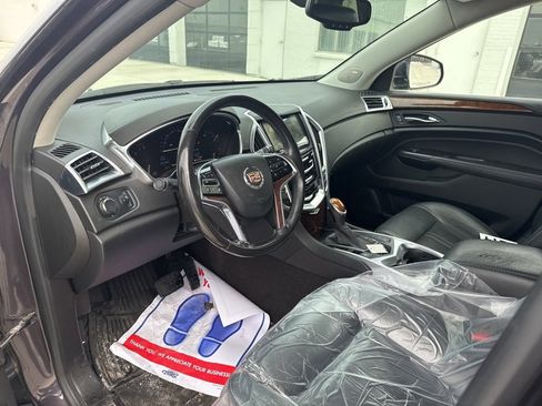 Used 2015 Cadillac SRX Luxury w/ Driver Awareness Package image 9
