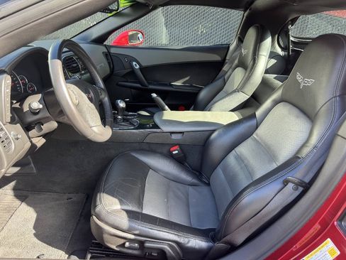 Used 2010 Chevrolet Corvette Grand Sport w/ Preferred Equipment Group RWD image 8