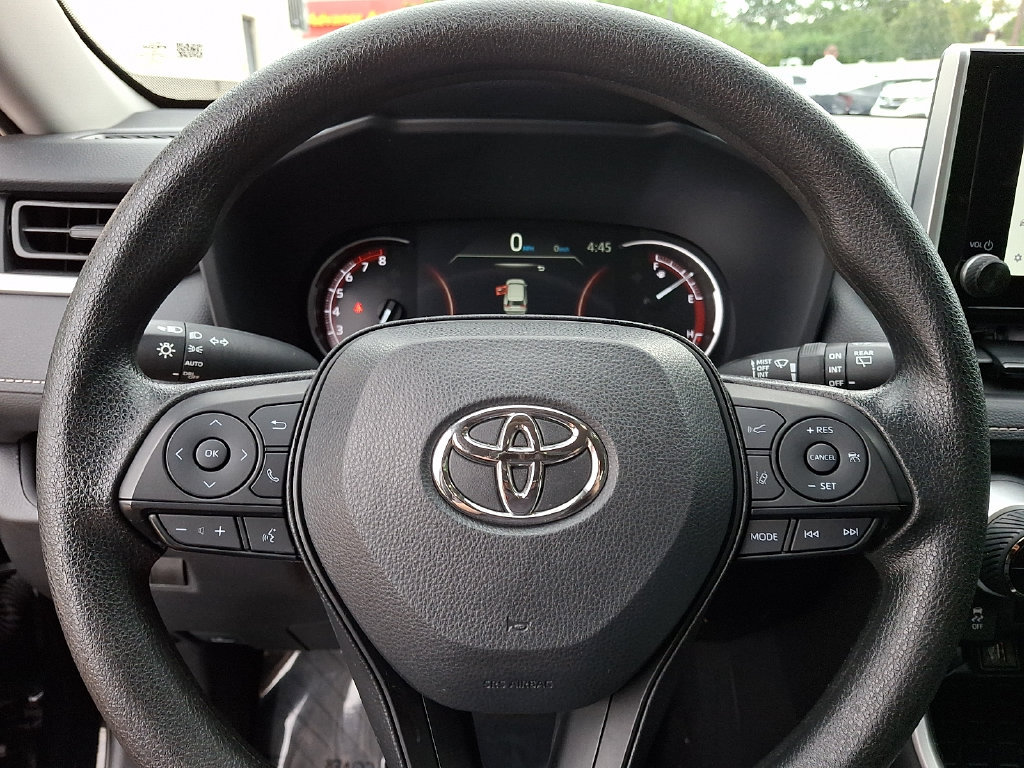 Certified 2025 Toyota RAV4 XLE AWD/4WD image 21