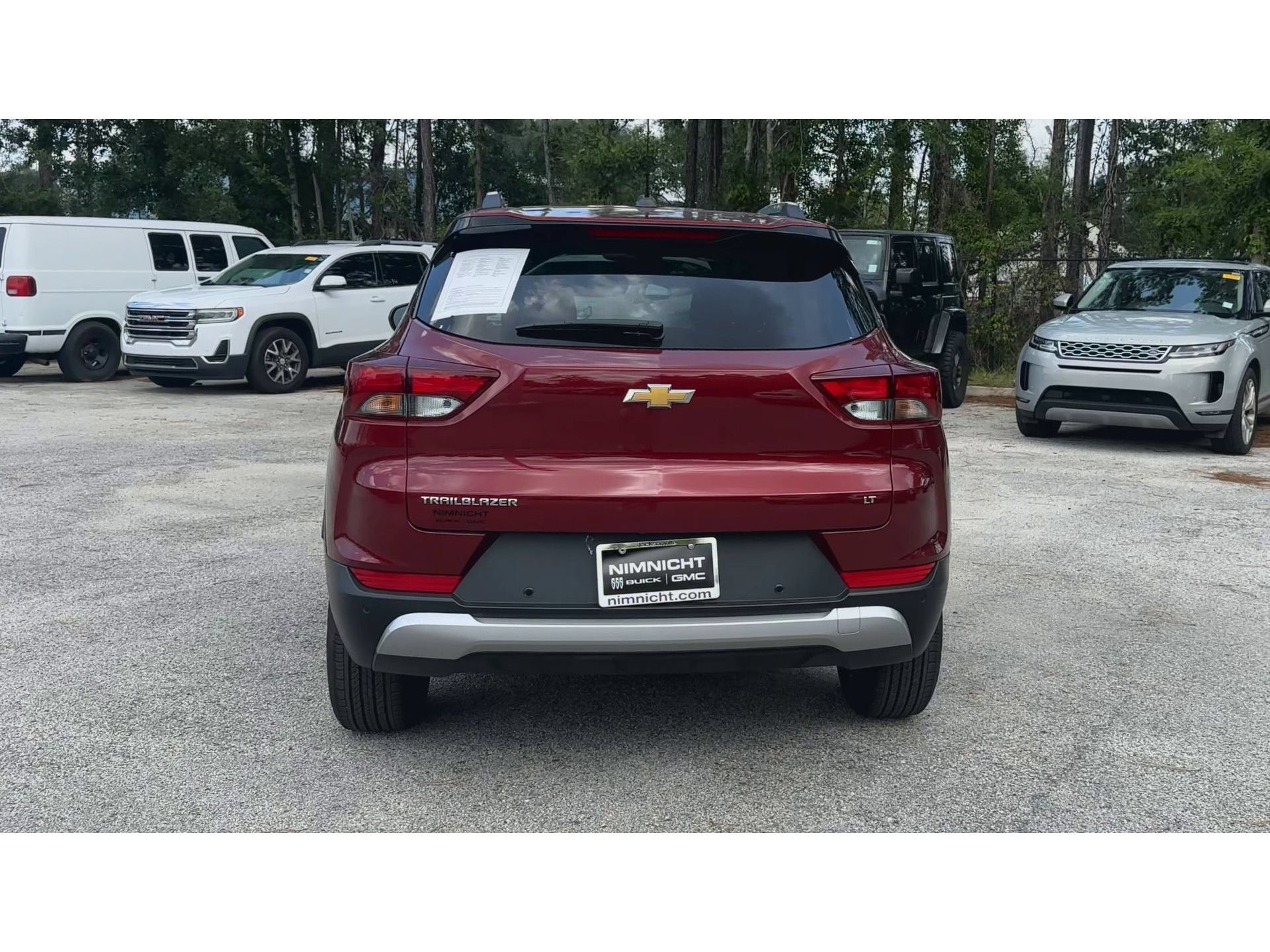 Used 2025 Chevrolet TrailBlazer LT w/ Convenience Package FWD image 7