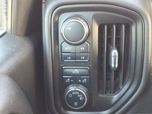 Used 2023 Chevrolet Silverado 1500 Custom Trail Boss image 11