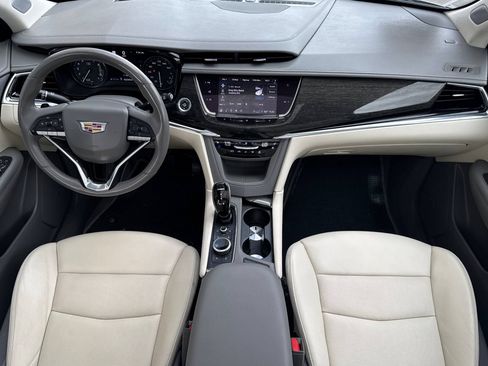 Certified 2021 Cadillac XT6 Premium Luxury w/ LPO, Radiant Package AWD/4WD image 17