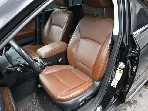 Used 2017 Subaru Outback 2.5i Touring w/ Popular Package #5A image 19